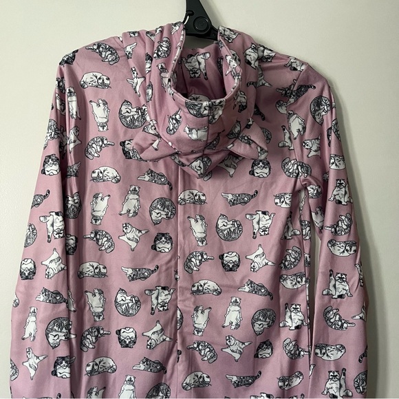 NWT Taylor Swift Cat Pattern Onesie Pajamas, Pink - Picture 8 of 13